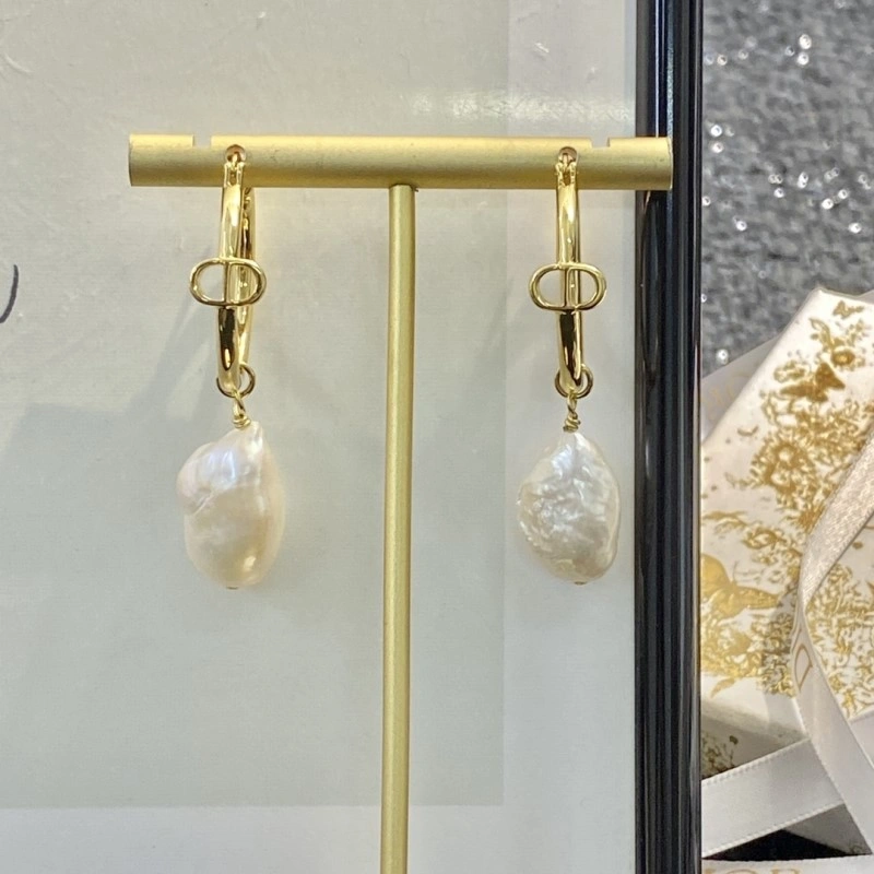 Timeless Christian Dior Earrings 233144