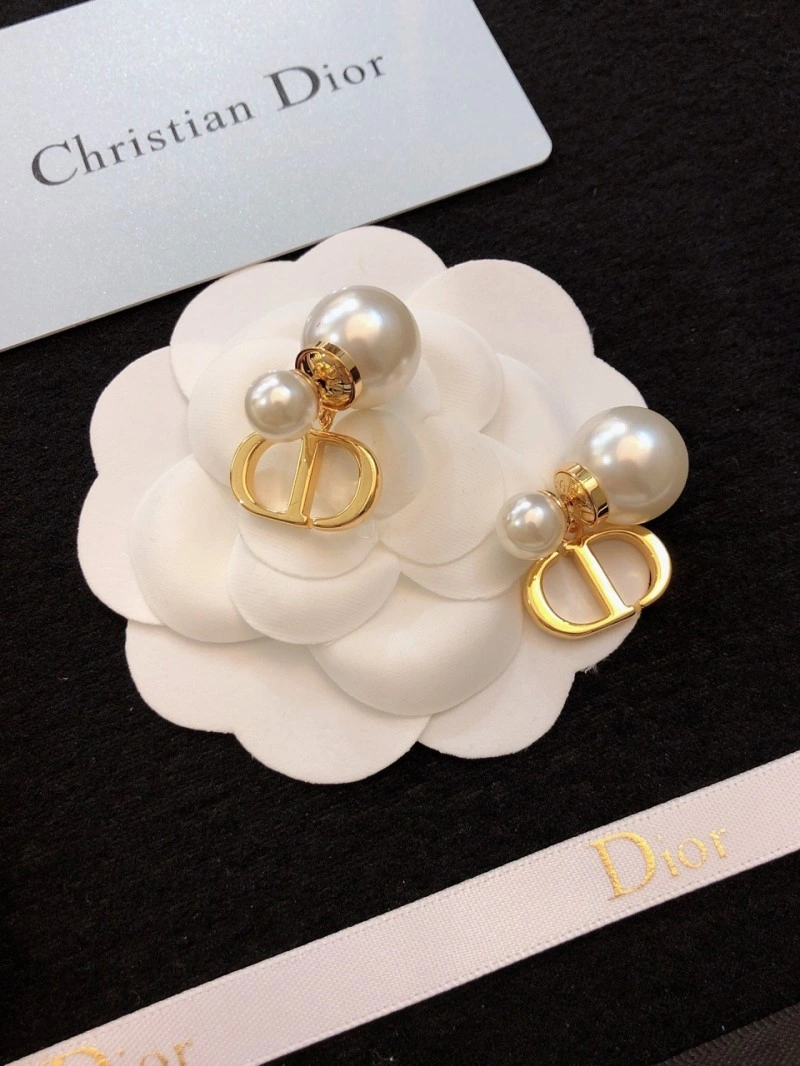 Bright Christian Dior Earrings 233125