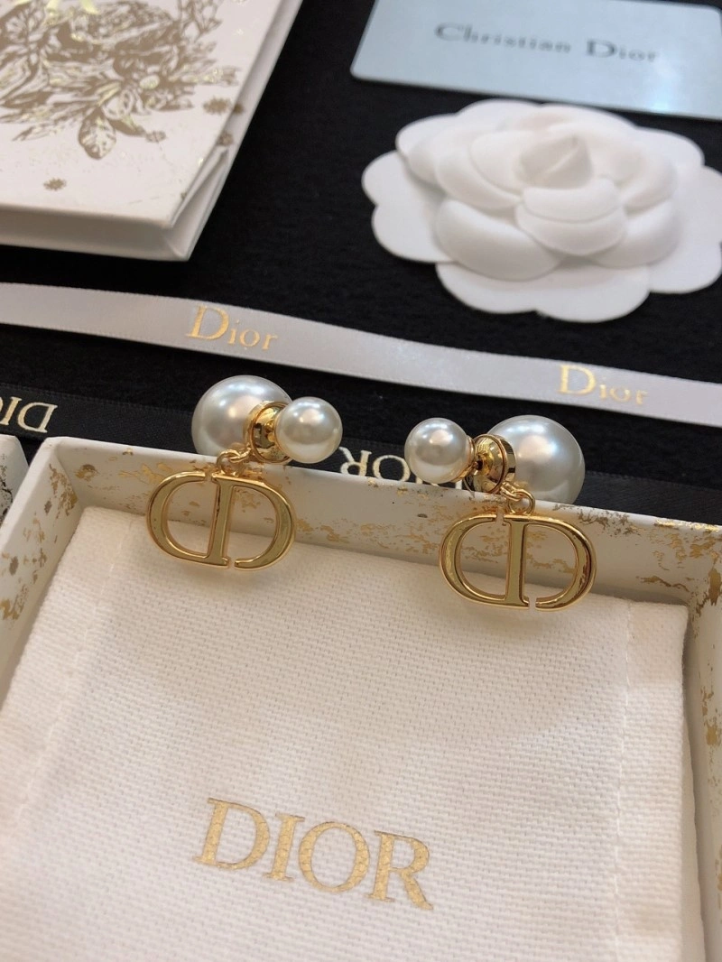 Bright Christian Dior Earrings 233125