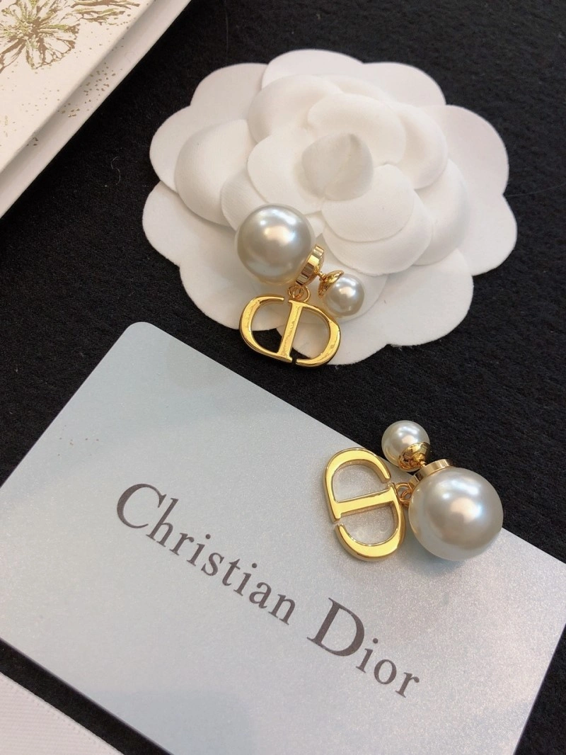 Bright Christian Dior Earrings 233125