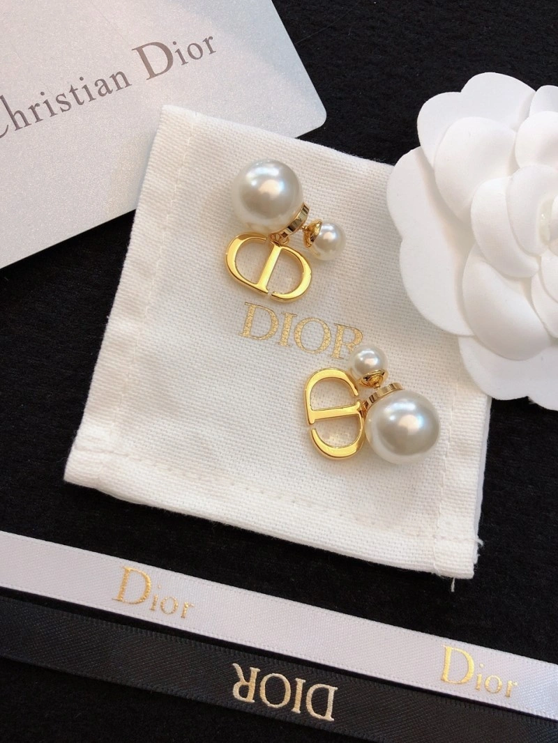 Bright Christian Dior Earrings 233125