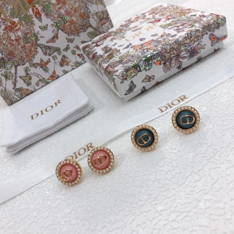 Cozy Christian Dior Earrings 233157