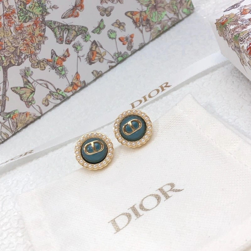 Cozy Christian Dior Earrings 233157