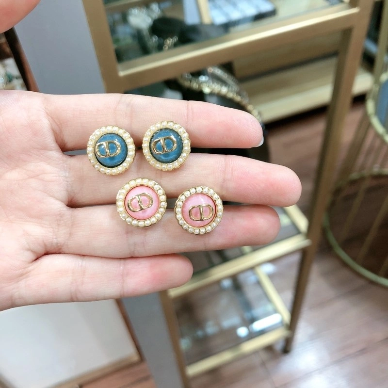 Cozy Christian Dior Earrings 233157