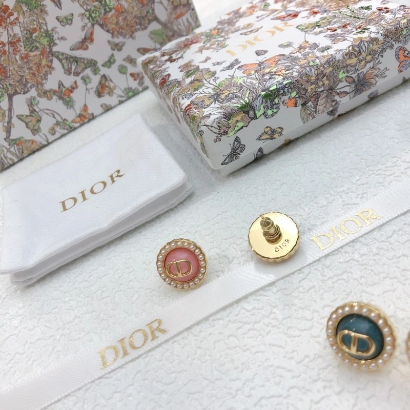 Cozy Christian Dior Earrings 233157