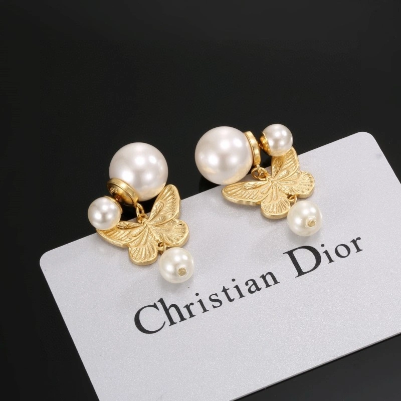 TravelReady Christian Dior Earrings 233197