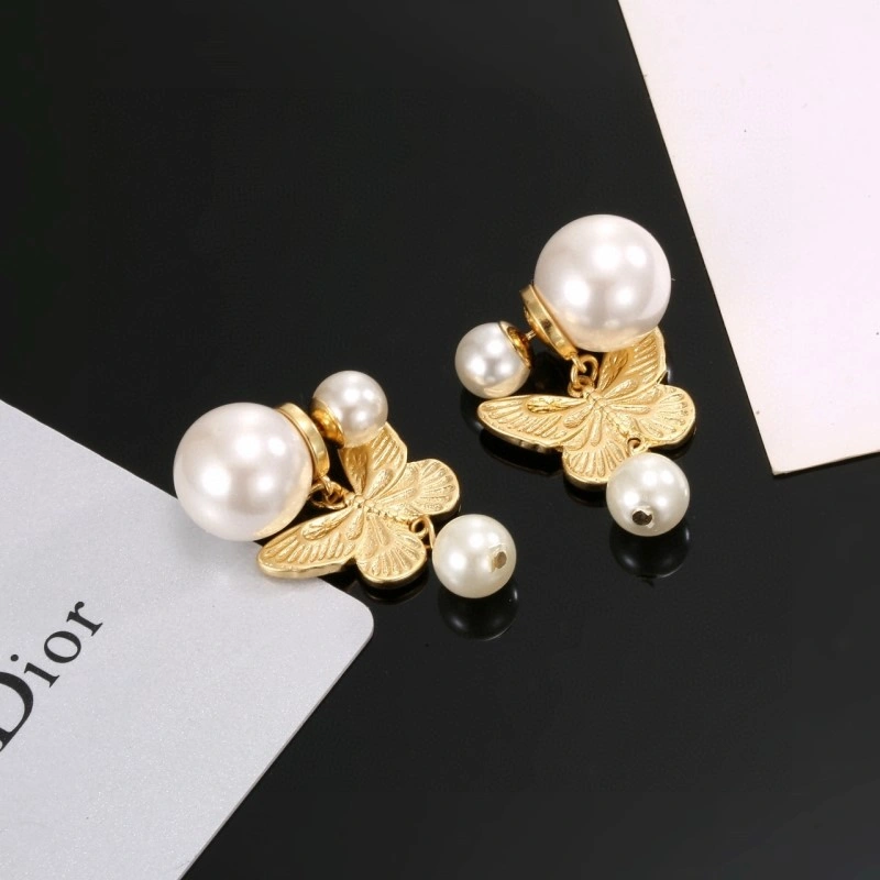 TravelReady Christian Dior Earrings 233197
