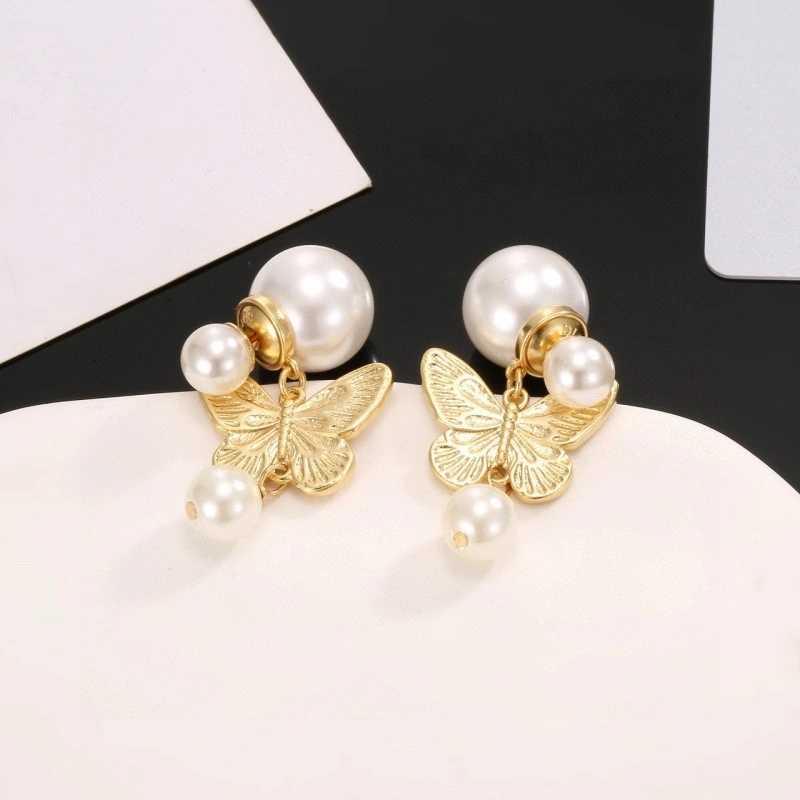 TravelReady Christian Dior Earrings 233197
