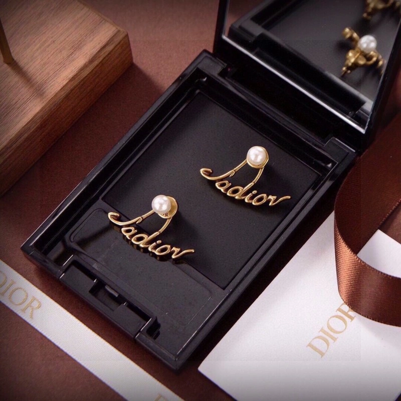 Christian Dior Earrings Premium 233102
