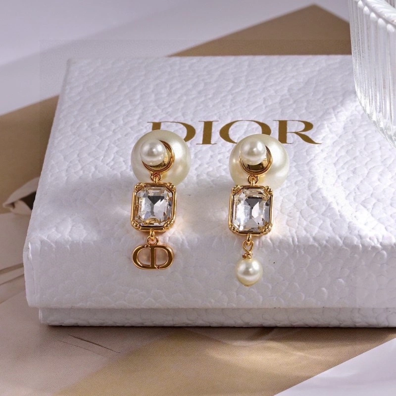 TechFriendly Christian Dior Earrings 233176
