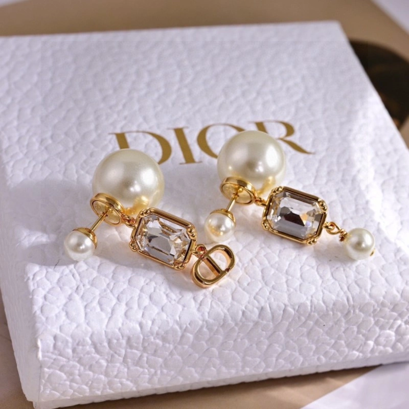 TechFriendly Christian Dior Earrings 233176