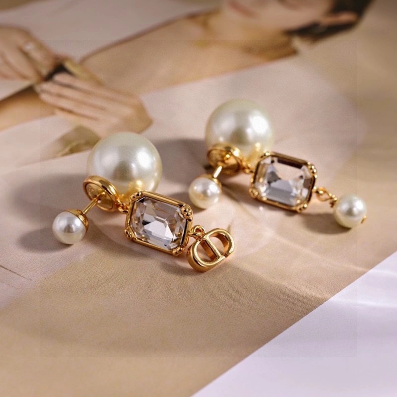 TechFriendly Christian Dior Earrings 233176