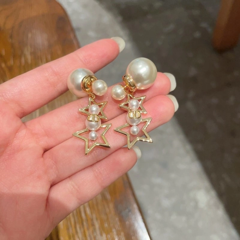 TechFriendly Christian Dior Earrings 233141