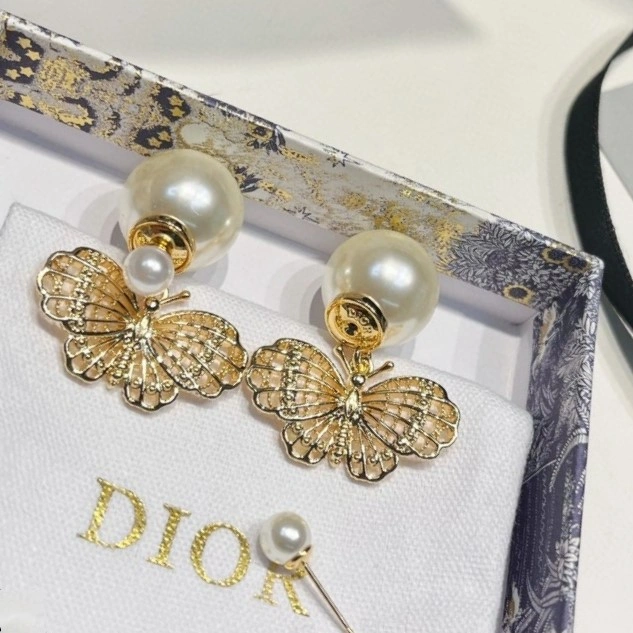 Durable Christian Dior Earrings 233126