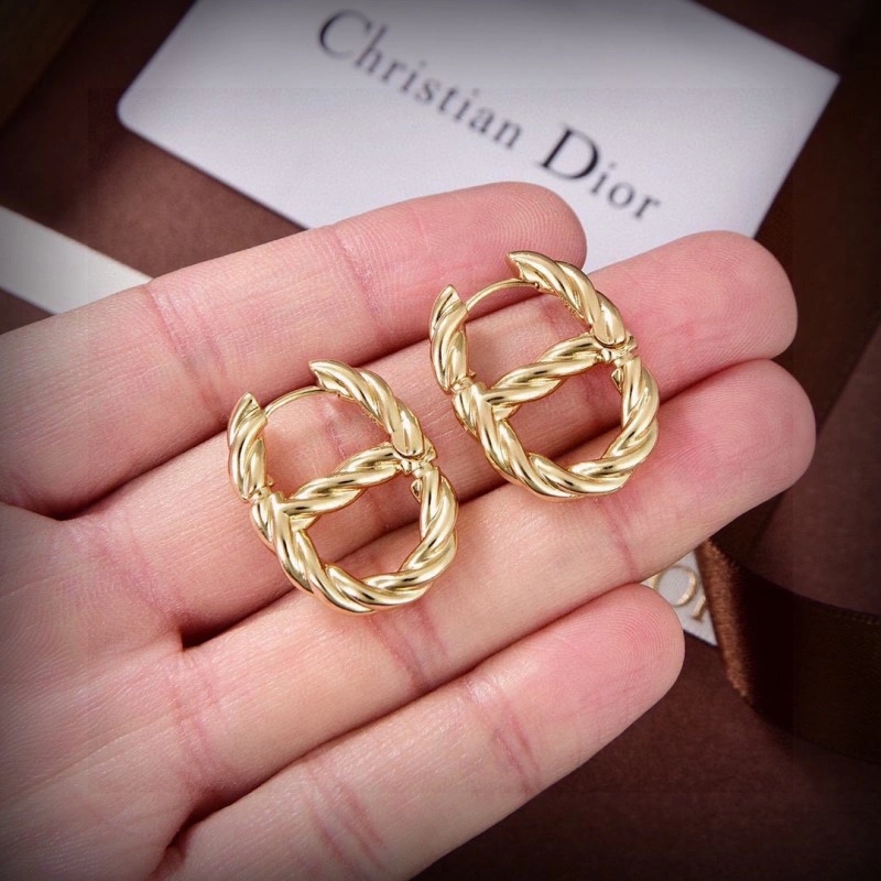 Christian Dior Earrings Trendsetting 233121