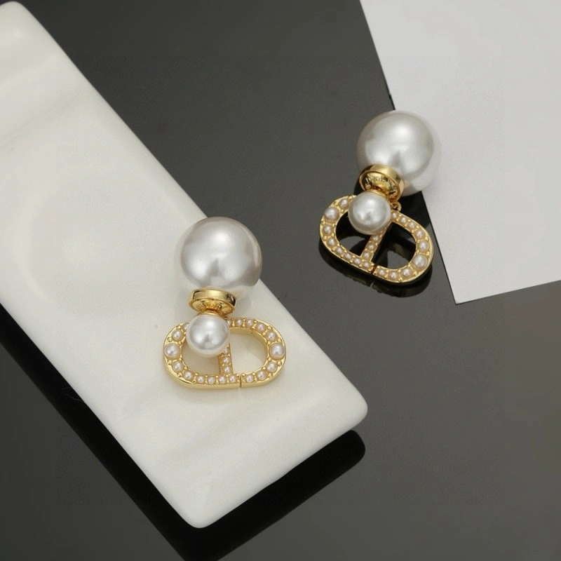 Christian Dior Earrings ModernLook 233083