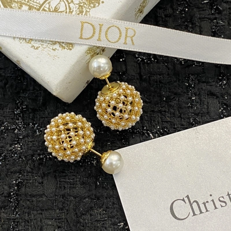 HighPerformance Christian Dior Earrings 232836