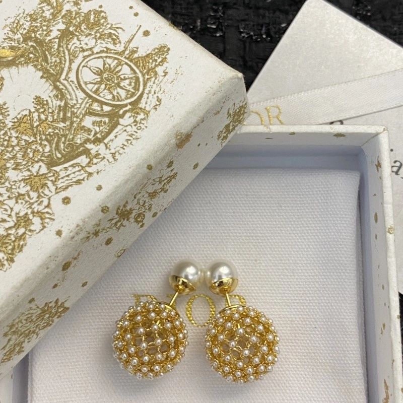 HighPerformance Christian Dior Earrings 232836