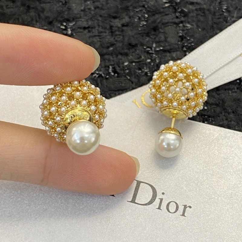 HighPerformance Christian Dior Earrings 232836