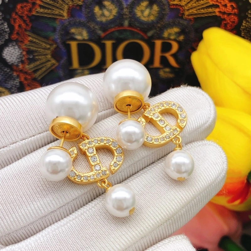 Christian Dior Earrings Supportive 232815