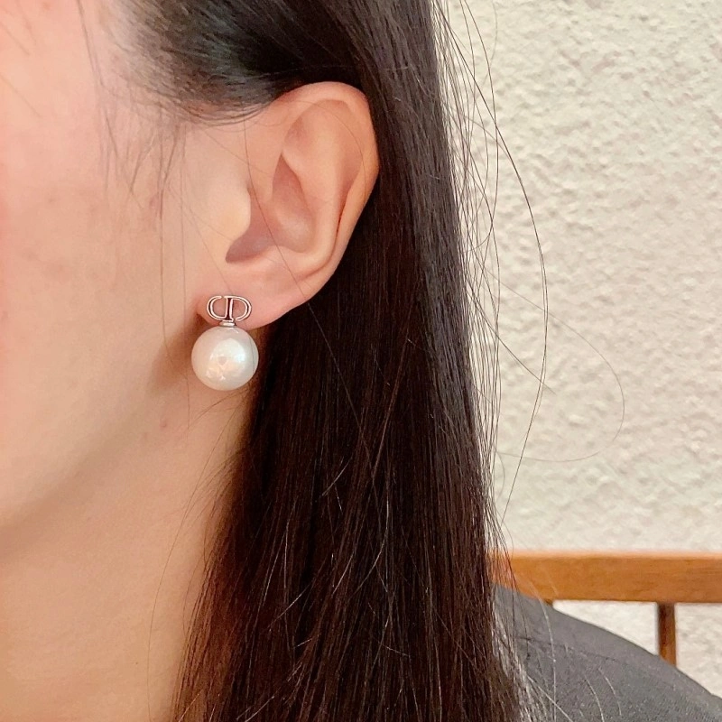 TechFriendly Christian Dior Earrings 232872