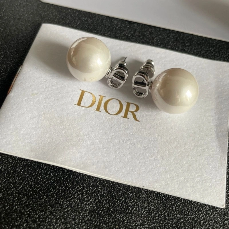TechFriendly Christian Dior Earrings 232872