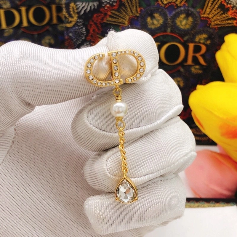 Sustainable Christian Dior Earrings 232827