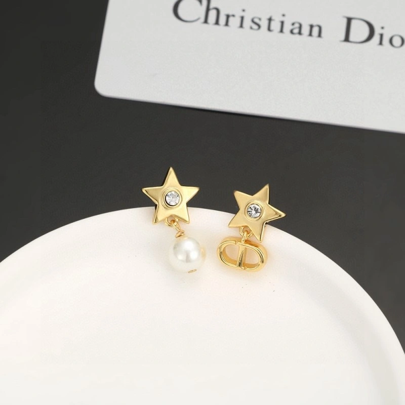 Versatile Christian Dior Earrings 232826