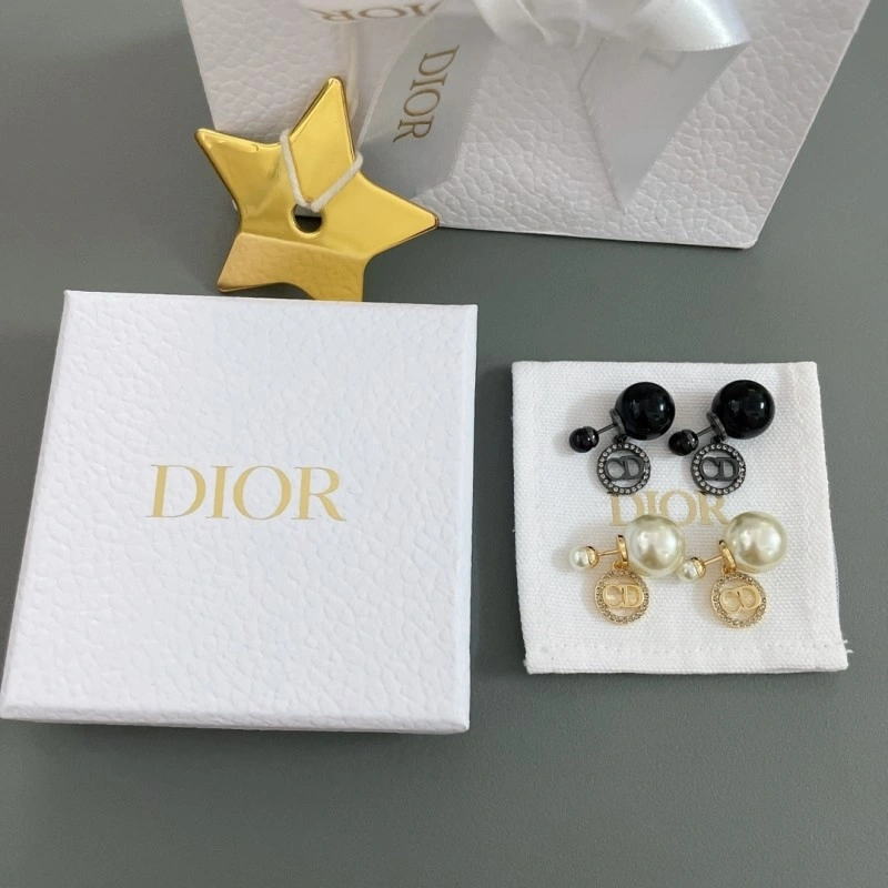 Trendy Christian Dior Earrings 232798