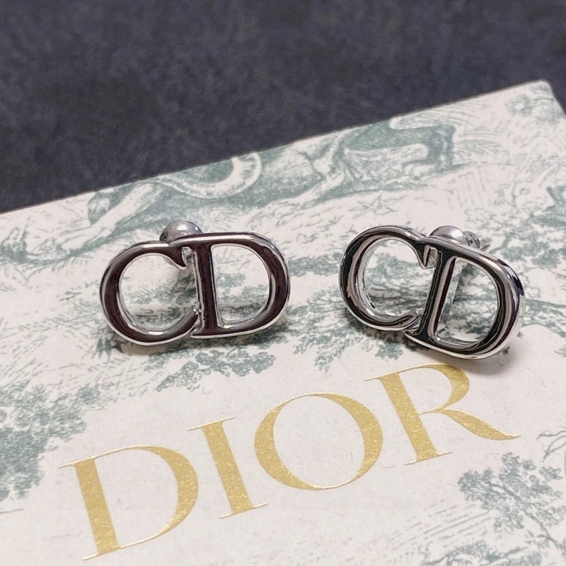 Christian Dior Earrings FashionForward 232849