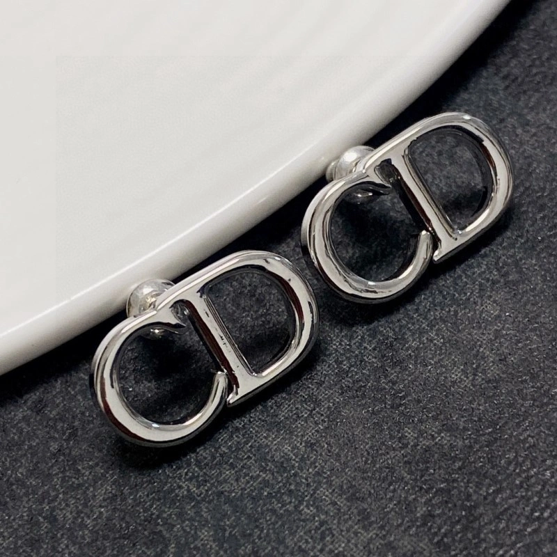 Christian Dior Earrings FashionForward 232849