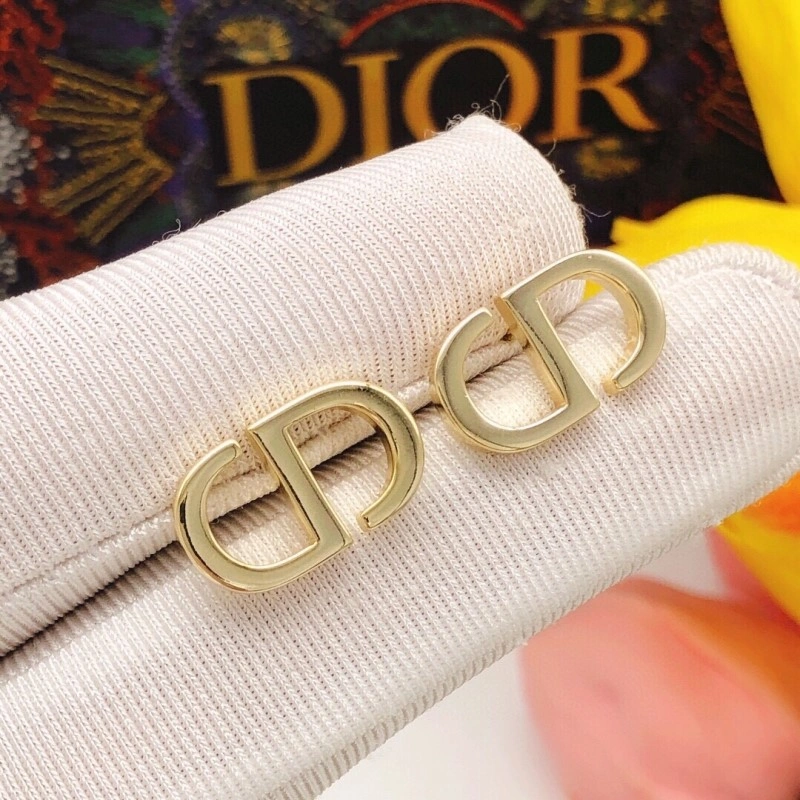 Christian Dior Earrings Breathable 232885