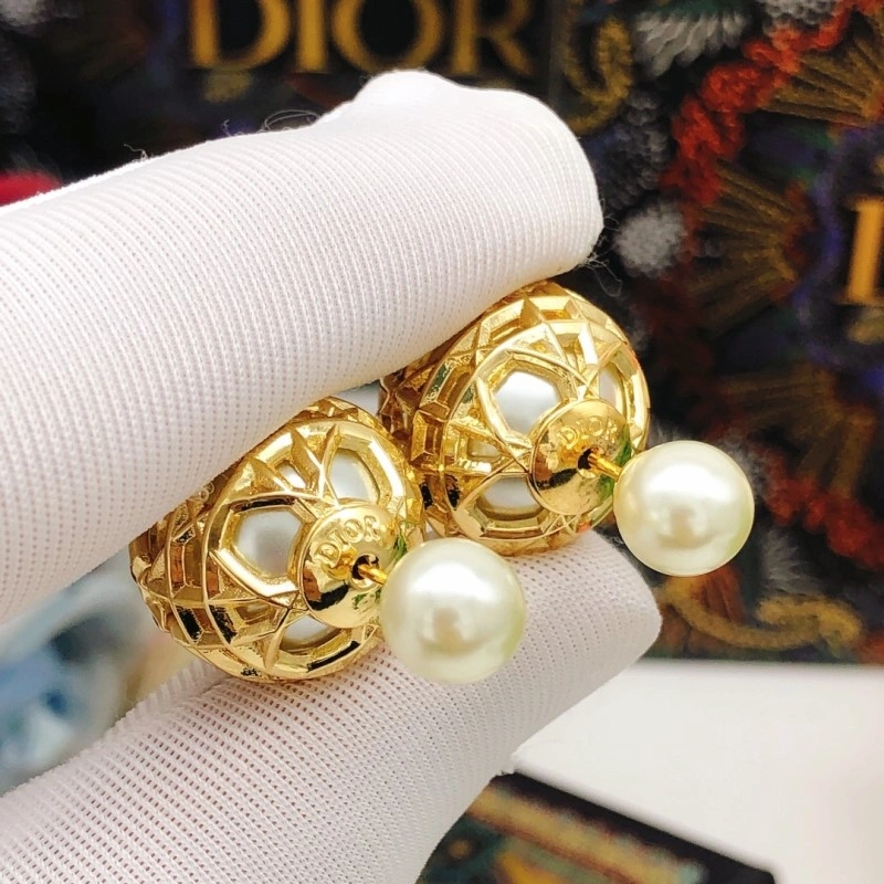 Christian Dior Earrings Sustainable 232802