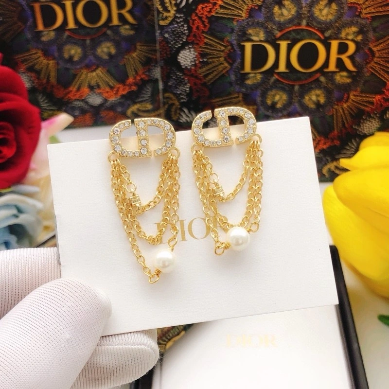 Practical Christian Dior Earrings 232779