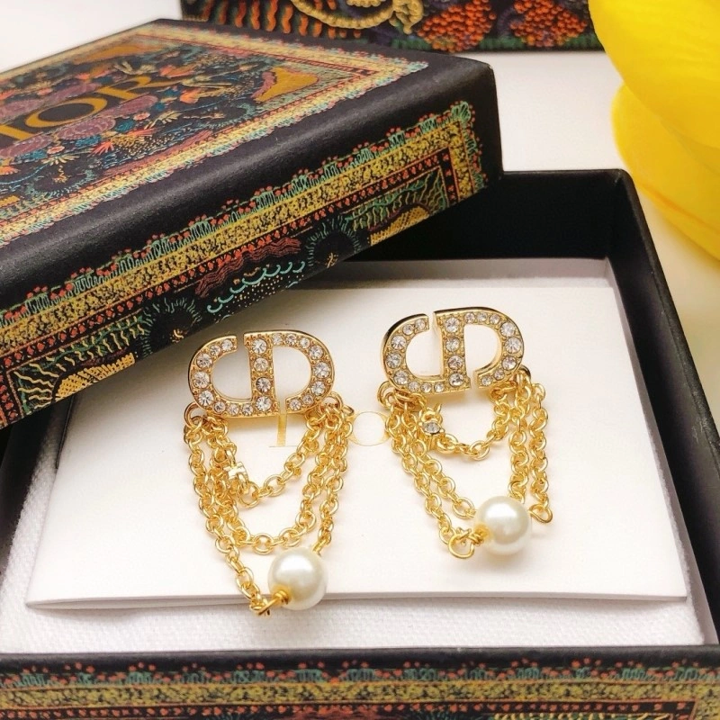 Practical Christian Dior Earrings 232779