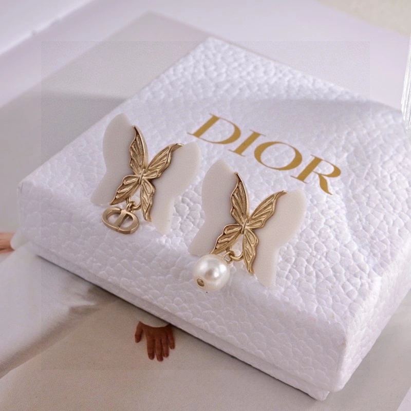 ModernLook Christian Dior Earrings 232810