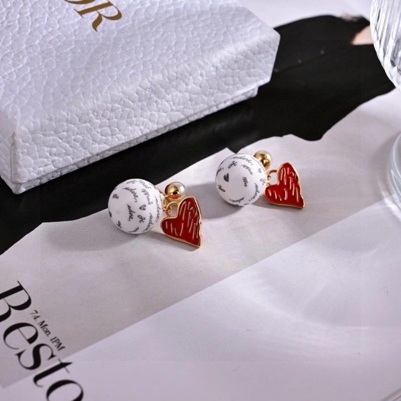 Versatile Christian Dior Earrings 232756