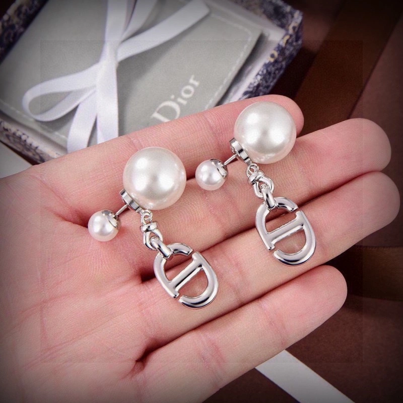 Christian Dior Earrings Cozy 232783