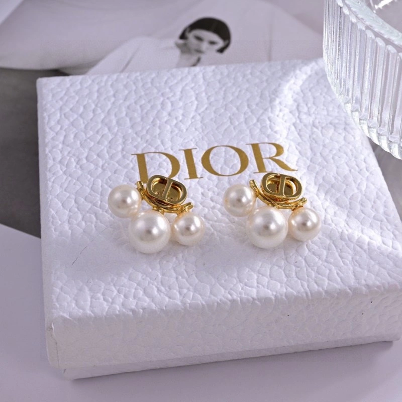 Christian Dior Earrings Practical 232760