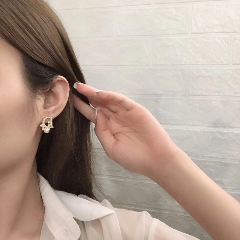 Refined Christian Dior Earrings 232820