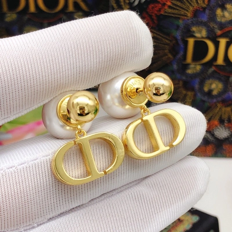 TimelessDesign Christian Dior Earrings 232777