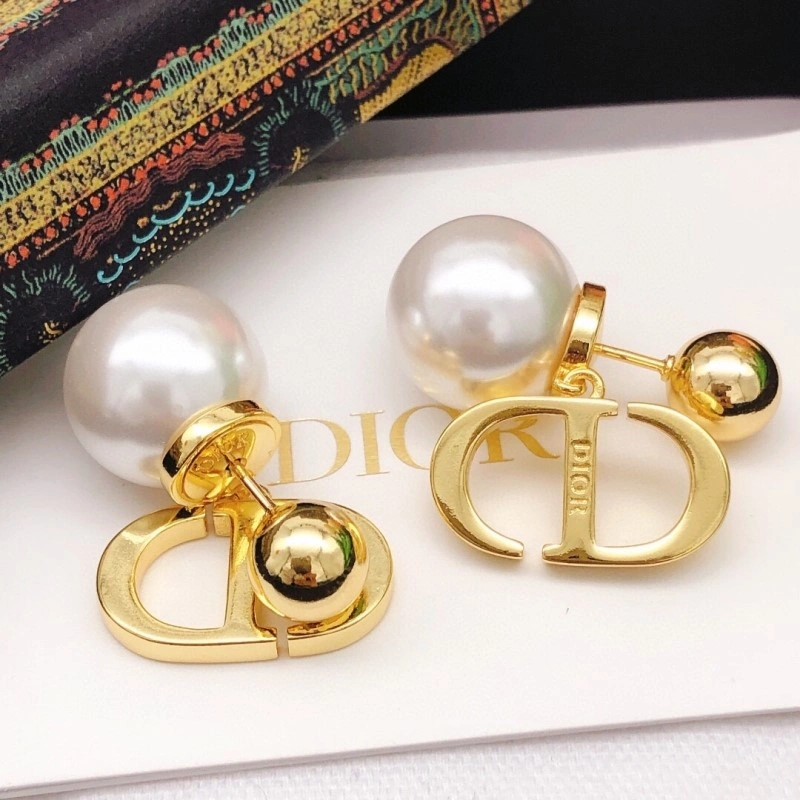 TimelessDesign Christian Dior Earrings 232777