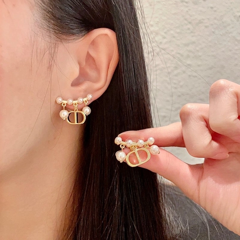 Casual Christian Dior Earrings 232753