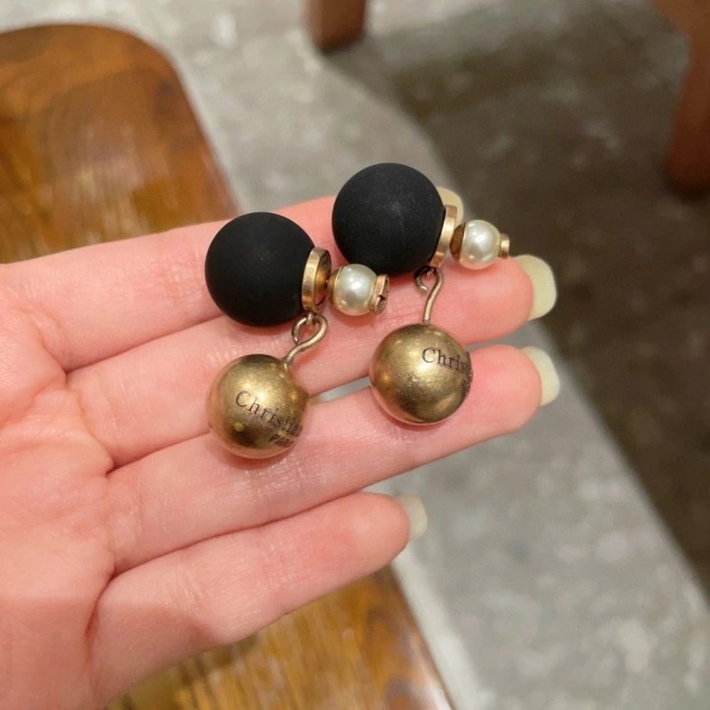 Christian Dior Earrings Cozy 232754