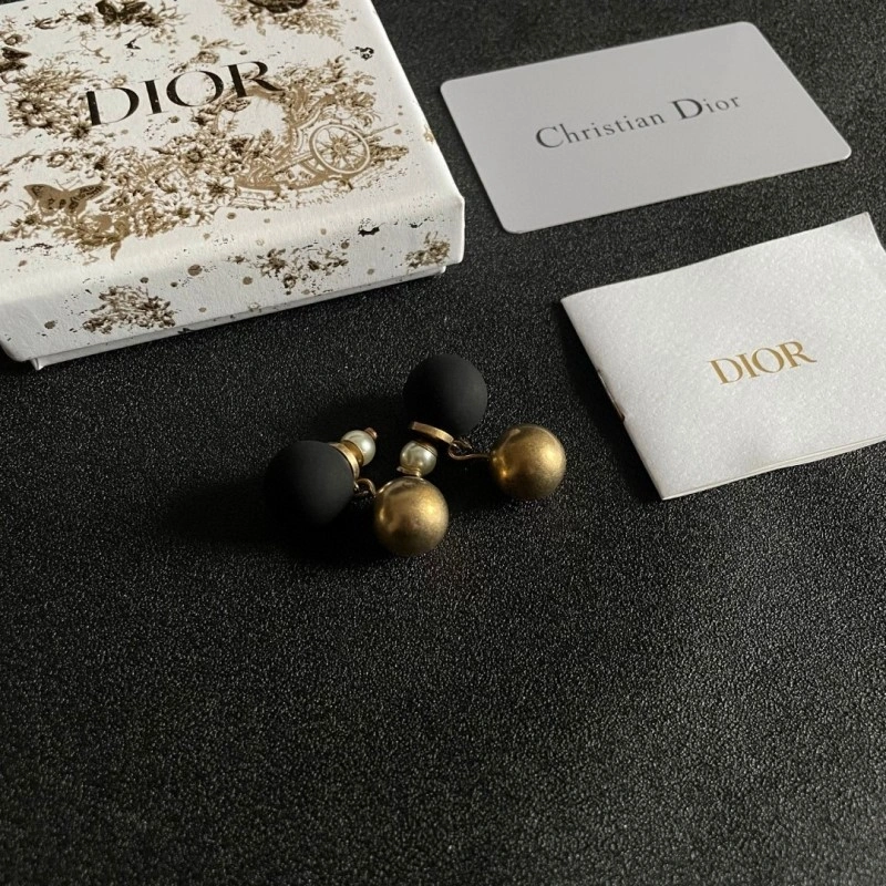 Christian Dior Earrings Cozy 232754