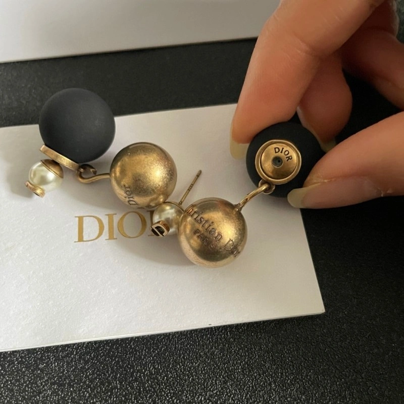 Christian Dior Earrings Cozy 232754