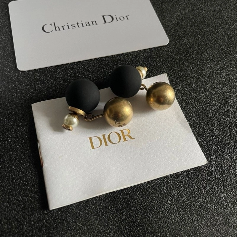 Christian Dior Earrings Cozy 232754