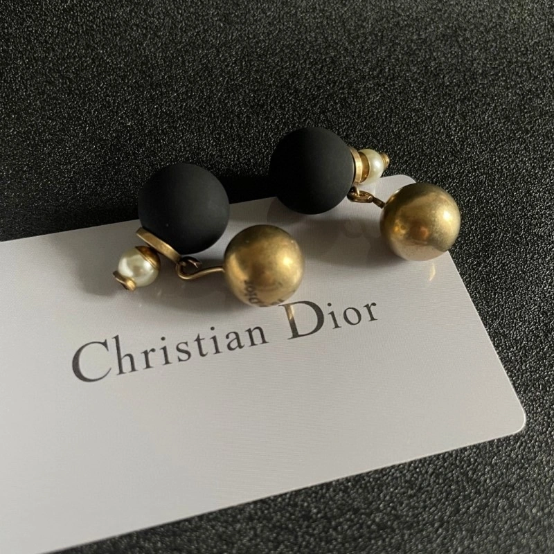 Christian Dior Earrings Cozy 232754