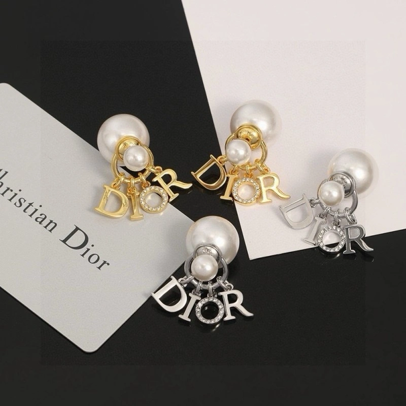 Classic Christian Dior Earrings 232737