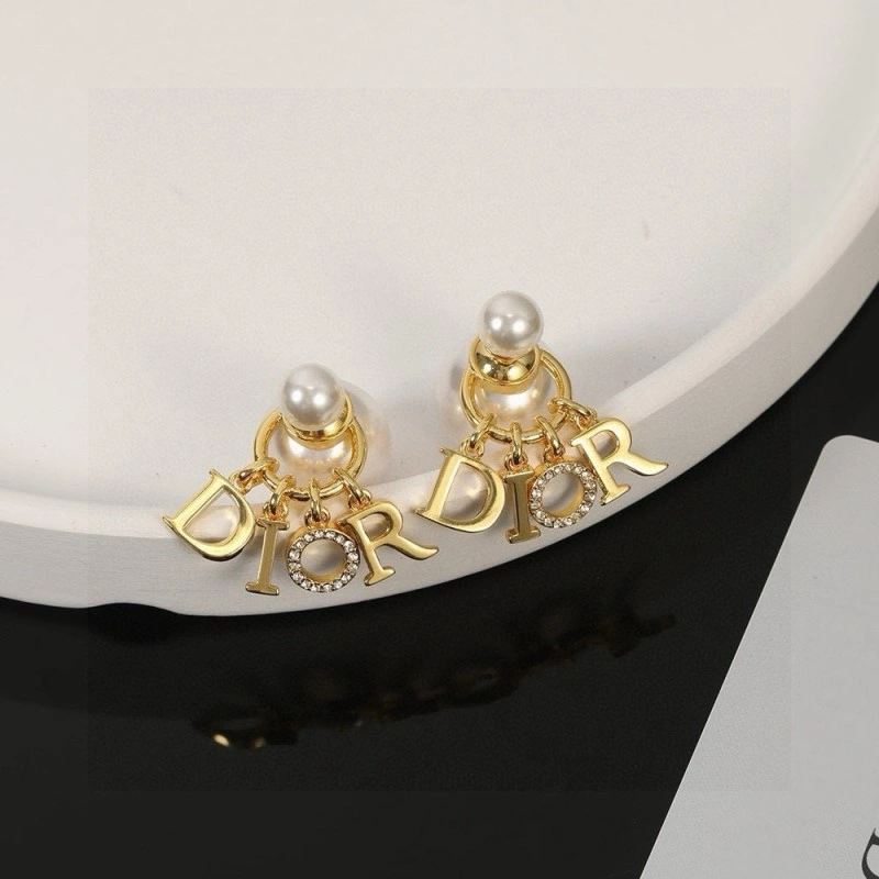 Classic Christian Dior Earrings 232737